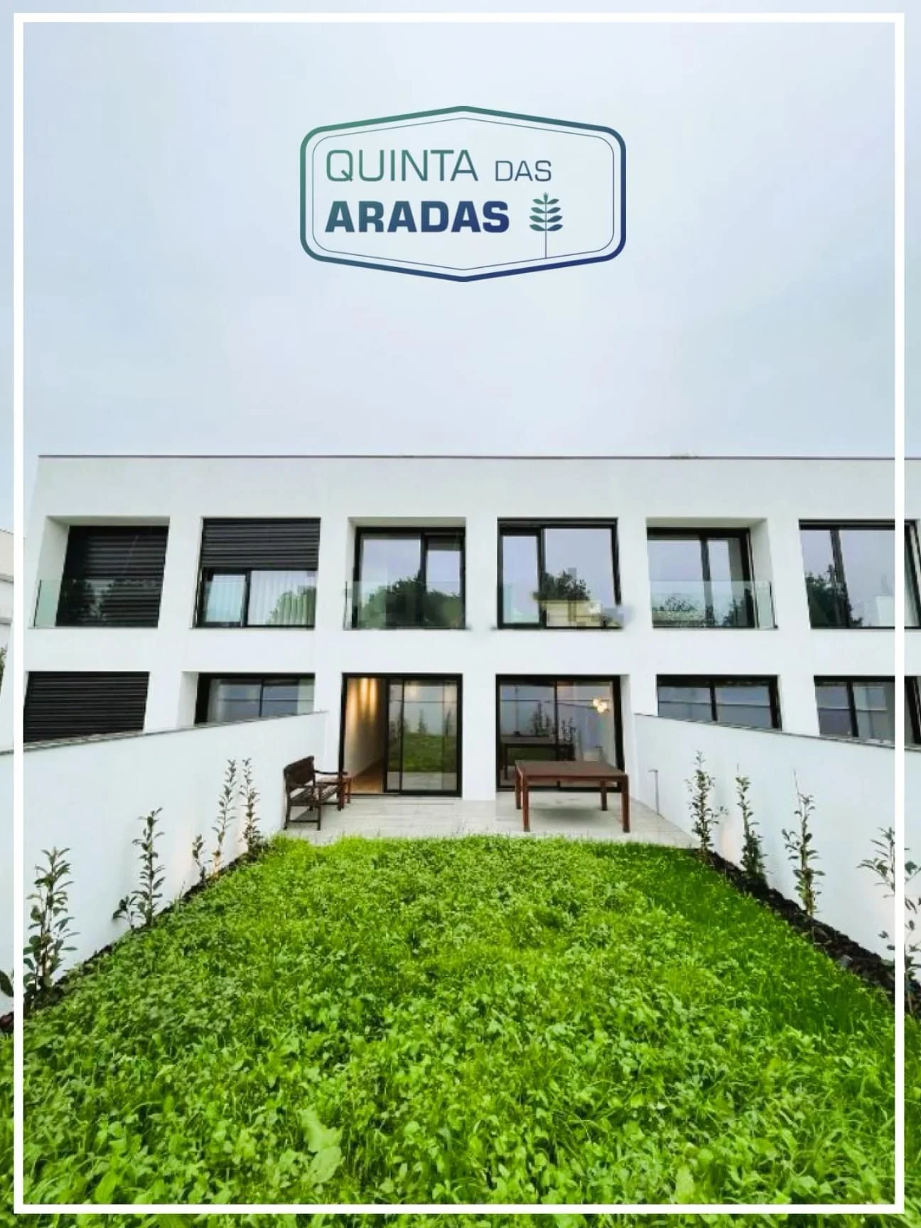 Fachada e jardim — Quinta das Aradas