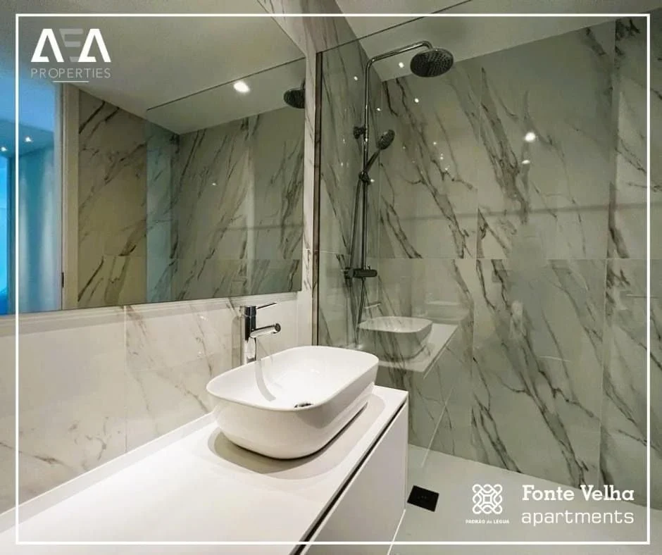Instalação sanitária — Fonte Velha Apartments